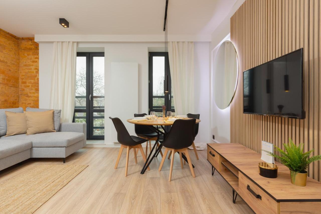 Apartment Kruszynska Bemowo By Renters วอร์ซอ ภายนอก รูปภาพ